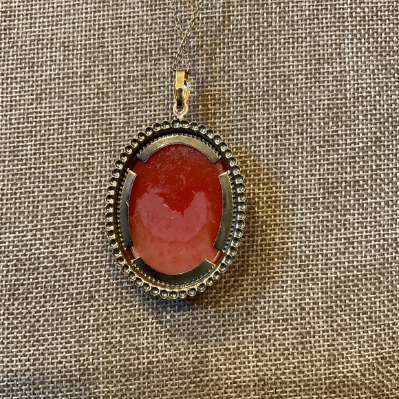 Vintage Pink and White Three Graces Cameo Necklace - Picture 3 of 3